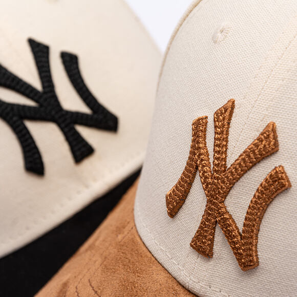Dámská Kšiltovka New Era - MLB Faux Suede 9FORTY - NY Yankees - Cream / Camel