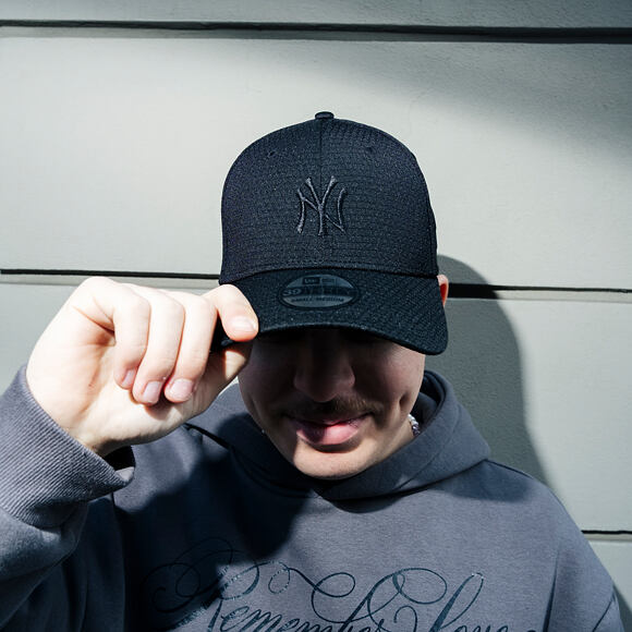 Kšiltovka New Era - MLB Stretch Mesh 39THIRTY - NY Yankees - Black