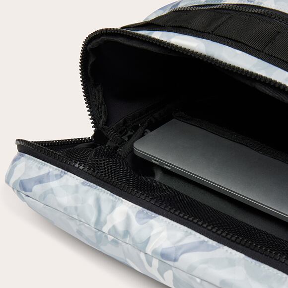 Batoh Oakley - Enhance Lt Boxpack L 8.0 Fw - Cement Camo