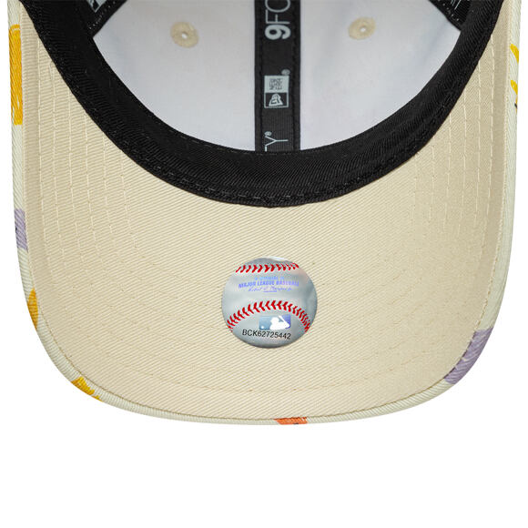 Dětská Kšiltovka New Era - Branded All-Over Dino Print 9FORTY - Cream