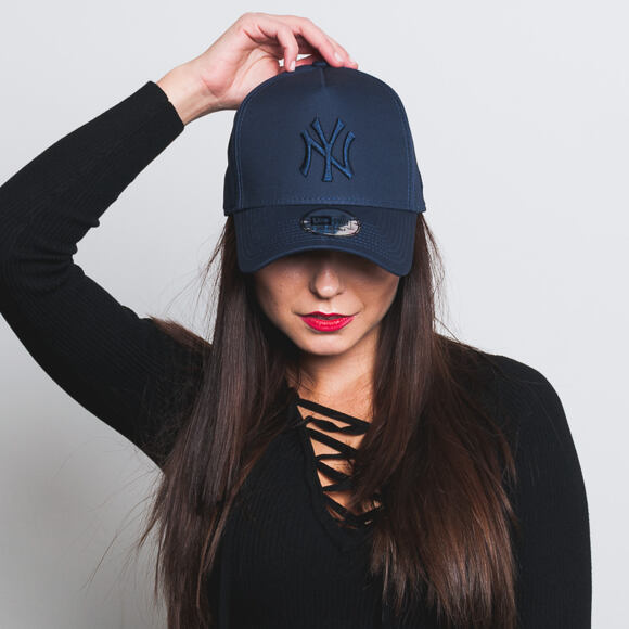 Kšiltovka New Era League Essential A Frame New York Yankees 9FORTY Night Shift Navy/Grey Heather Sna