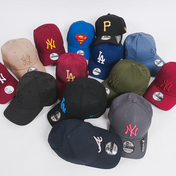 Kšiltovka New Era League Essential New York Yankees 39THIRTY Carmine