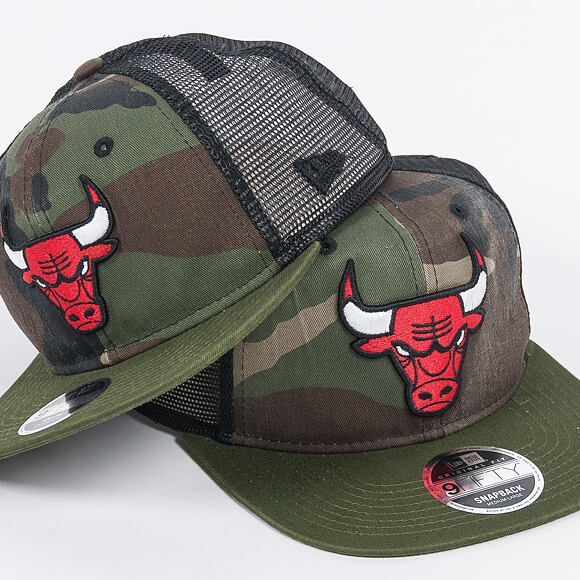 Kšiltovka New Era Trucker Washed Camo Chicago Bulls 9FIFTY Woodland Camo Snapback