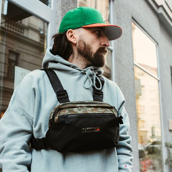 Malá taška Ellesse Theoni Chest Bag Camo / Black