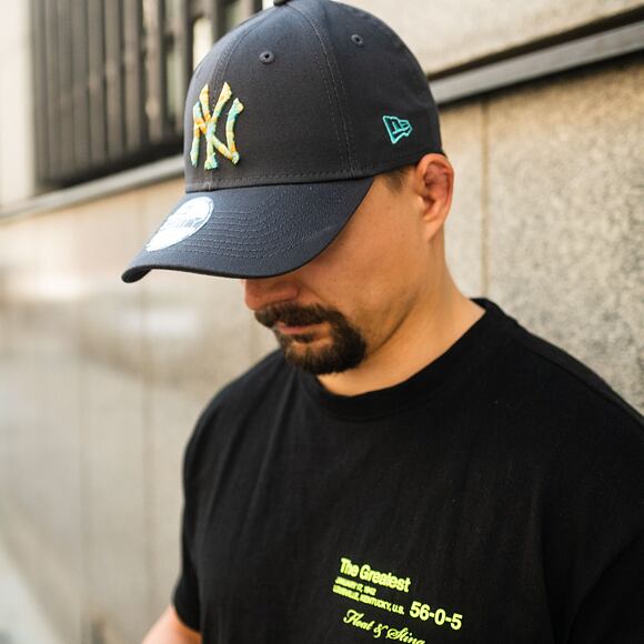 Kšiltovka New Era 9FORTY MLB Camo Infill New York Yankees Strapback Graphite