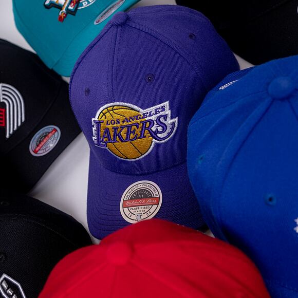 Kšiltovka Mitchell & Ness Team Ground 2.0 Stretch Snapback Los Angeles Lakers Purple