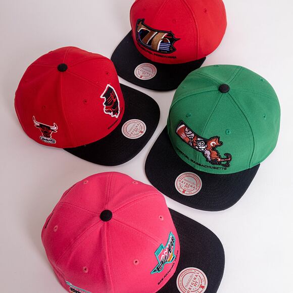 Kšiltovka Mitchell & Ness Philadelphia 76ers Team Insider Snapback HWC Red / Black