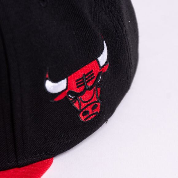 Kšiltovka Mitchell & Ness The Finals Snapback Chicago Bulls Black / Red