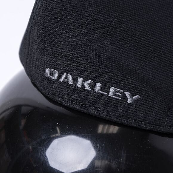 Kšiltovka Oakley Scatter Skull Ff Hat FOS900856