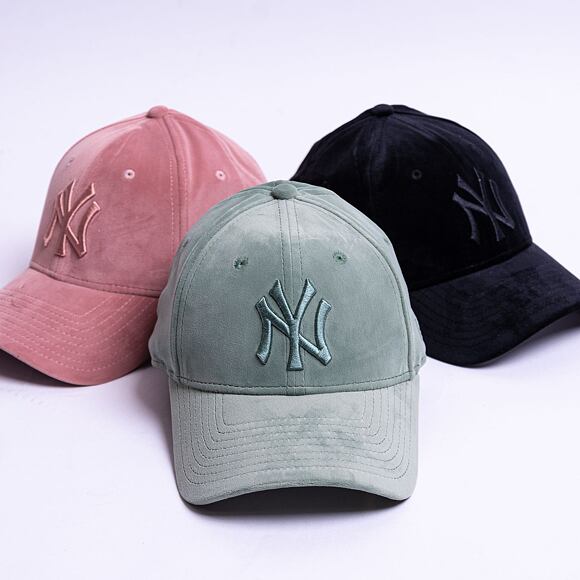 Dámská kšiltovka New Era 9FORTY Womens MLB Velour New York Yankees Jade Green