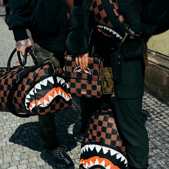 Batoh Sprayground Sharks In Paris Painted DLXVF Backpack