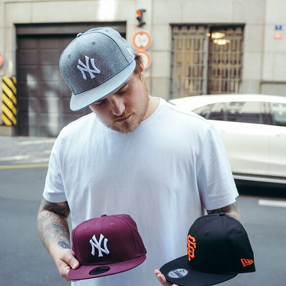 Kšiltovka New Era 9FIFTY MLB Color New York Yankees Snapback Maroon