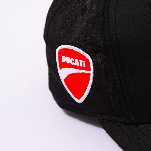 Kšiltovka New Era 9FIFTY Ripstop Pre-Curved Ducati Black / Black