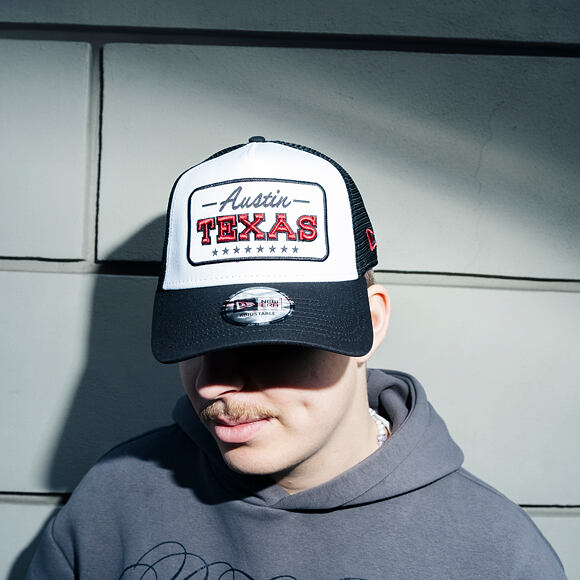 Kšiltovka New Era - Branded Location Patch 9FORTY Trucker - Black