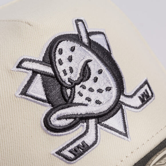 Kšiltovka New Era - NHL "Steel Clouds 2 Tone" 9FIFTY - Anaheim Ducks - Chrome White