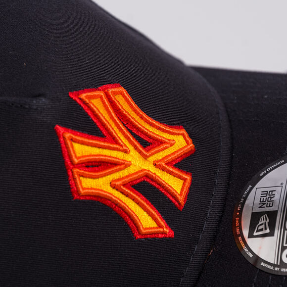 Kšiltovka New Era - MLB "Midnight Campfire" 9FORTY A-Frame - NY Yankees - Navy