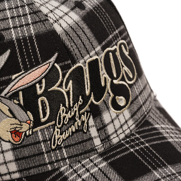 Kšiltovka Capslab - Looney Tunes Trucker - Bugs Bunny Script Checkered - Black / White