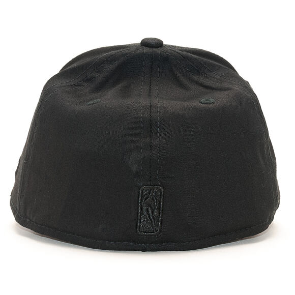 Kšiltovka New Era Black On Black Golden State Warriors 39THIRTY Black