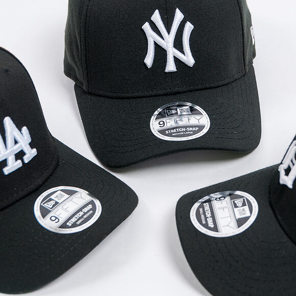 Kšiltovka New Era 9FIFTY MLB Stretch-Snap New York Yankees - Black