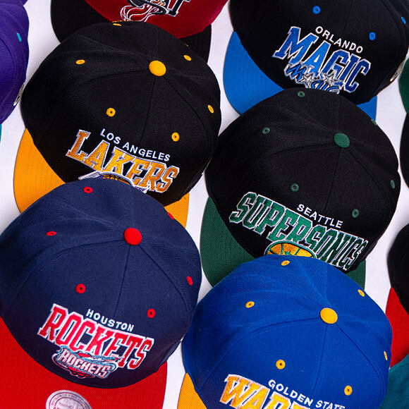 Kšiltovka Mitchell & Ness INTL226 Seattle Supersonics HWC Team Arch 2 Tone Snapback