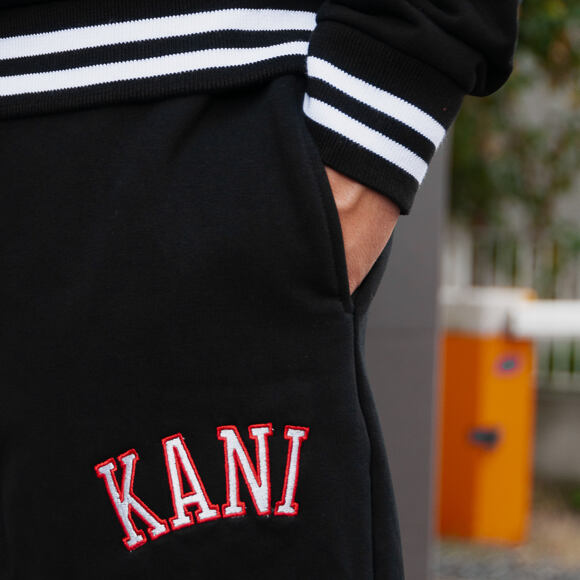 Tepláky Karl Kani College Sweatpants black/white