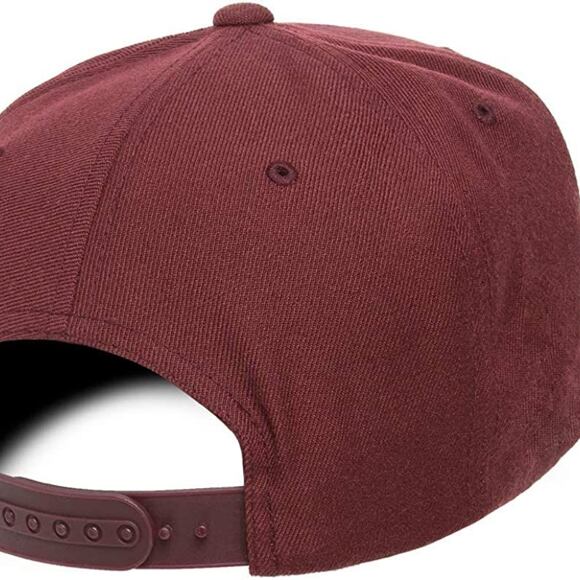 Kšiltovka Yupoong Classic Flexfit Snapback Maroon