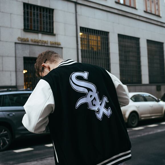 Bunda New Era Heritage Varsity Jacket Chicago White Sox Black / Off White