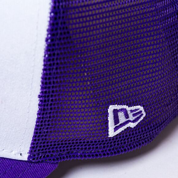 Kšiltovka New Era - NBA Team Clear 9FORTY Trucker - LA Lakers - White / Red