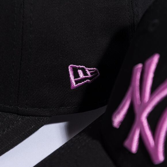 Dětská Kšiltovka New Era 9FORTY Kids MLB League Essential New York Yankees Black / Wild Rose Pink