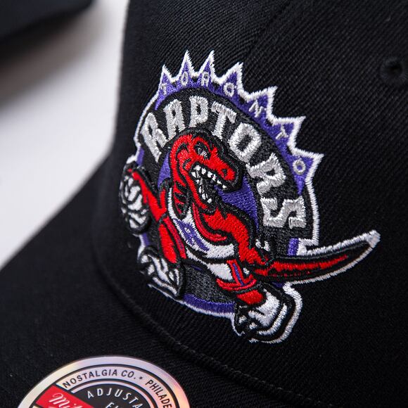 Kšiltovka Mitchell & Ness NBA Team Logo Hc Cr Snapback Raptors Black