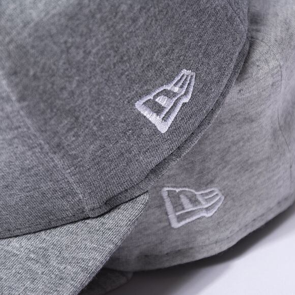 Kšiltovka New Era 9FIFTY MLB Jersey New York Yankees Grey Heather / White