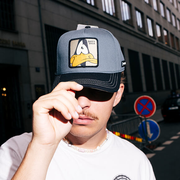 Kšiltovka Capslab - Looney Tunes trucker