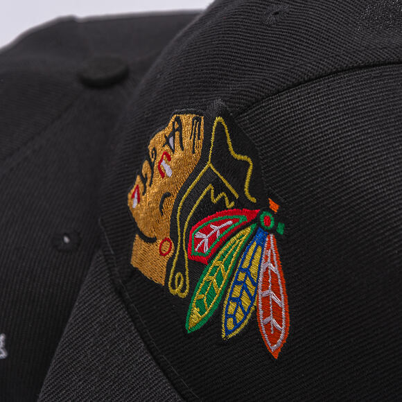 Kšiltovka Mitchell & Ness - NHL Busted Pro - Chicago Blackhawks - Black