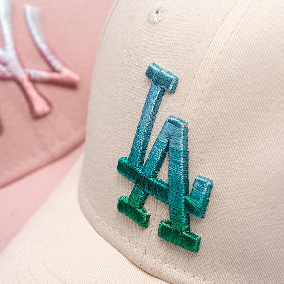 Dámská Kšiltovka New Era - MLB Womens Metallic Logo 9FORTY - LA Dodgers - Cream