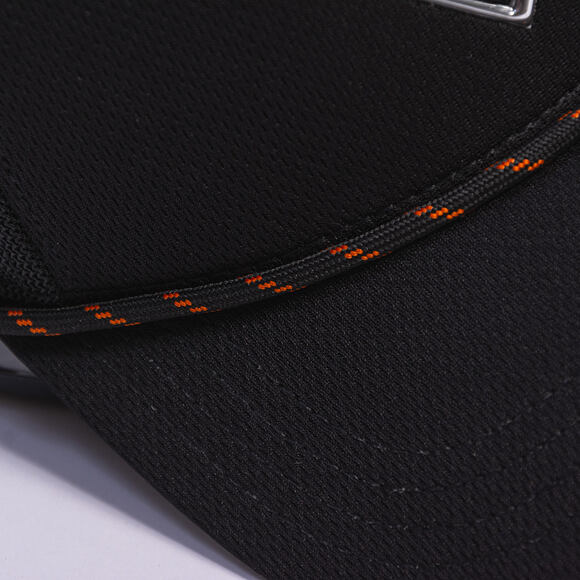 Kšiltovka Capslab - Trucker DC Comics - Metal Superman Patch - Black / Silver