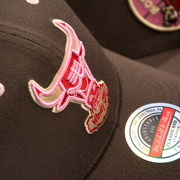 Kšiltovka Mitchell & Ness - NBA - Brown Sugar Bacon - Chicago Bulls - Brown