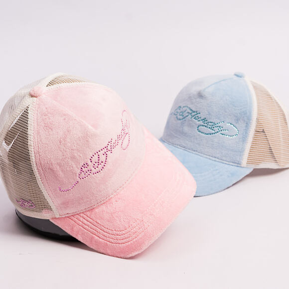 Kšiltovka Ed Hardy - Diamante Velour 5 Panel Trucker Cap - Pink