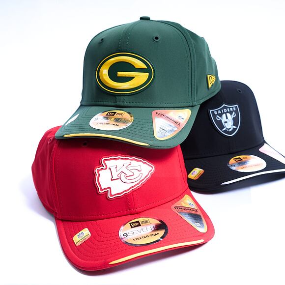 Kšiltovka New Era - NFL 2026 Sideline 9SEVENTY Stretch-Snap - Kansas City Chiefs - Team Color