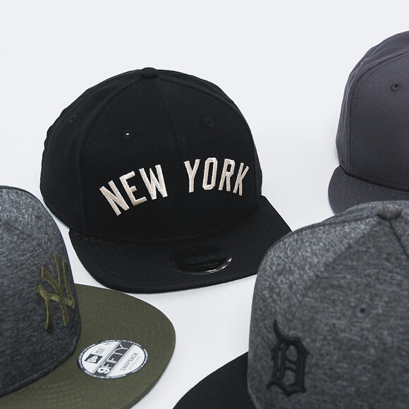 Kšiltovka New Era The Lounge New York Yankees 9FIFTY Black/White Snapback