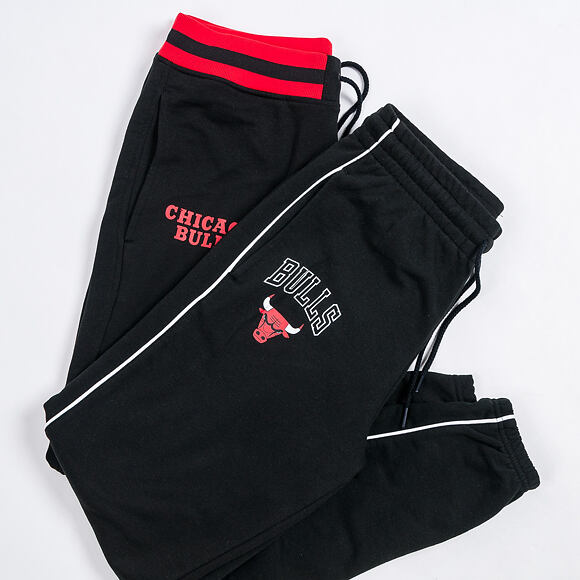 Tepláky New Era Chicago Bulls Stripe Pining Jogger Black