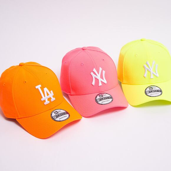 Kšiltovka NEW ERA 9FORTY MLB League Essential Neon Pack New York Yankees Neon Green