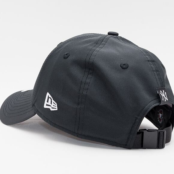 Kšiltovka New Era 9FORTY Team Flag New York Yankees Strapback Black