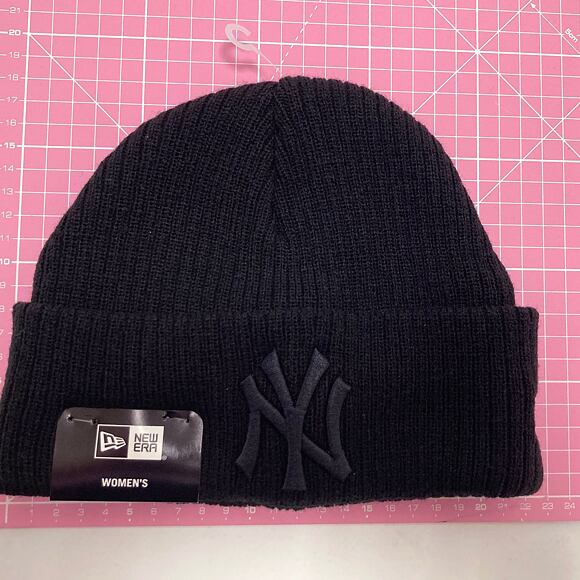 Dámský kulich New Era MLB Wmns League Essential Cuff New York Yankees