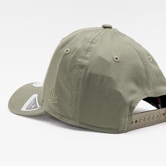 Kšiltovka New Era 9FIFTY Stretch-Snap MLB League Essential New York Yankees Snapback New Olive