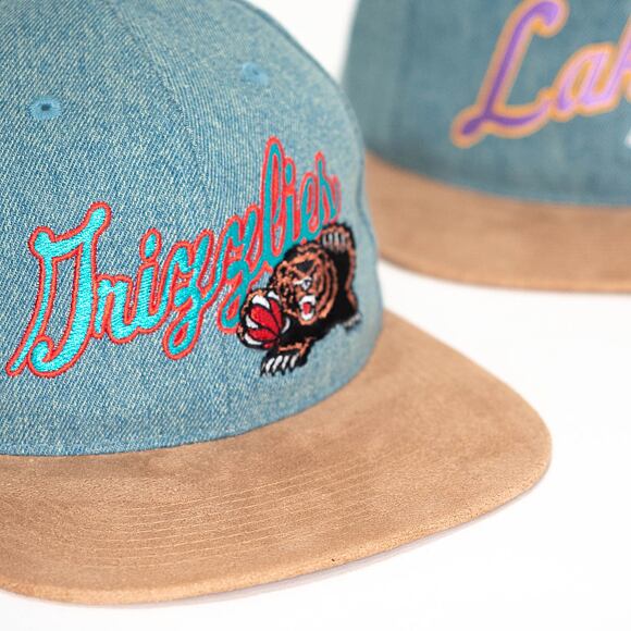 Kšiltovka Mitchell & Ness INTL853 Vancouver Grizzlies Denim Script Deadstock Snapback