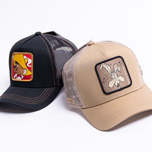 Kšiltovka Capslab - Trucker Looney Tunes - Wile E. Coyote v.3 Trucker - Sand