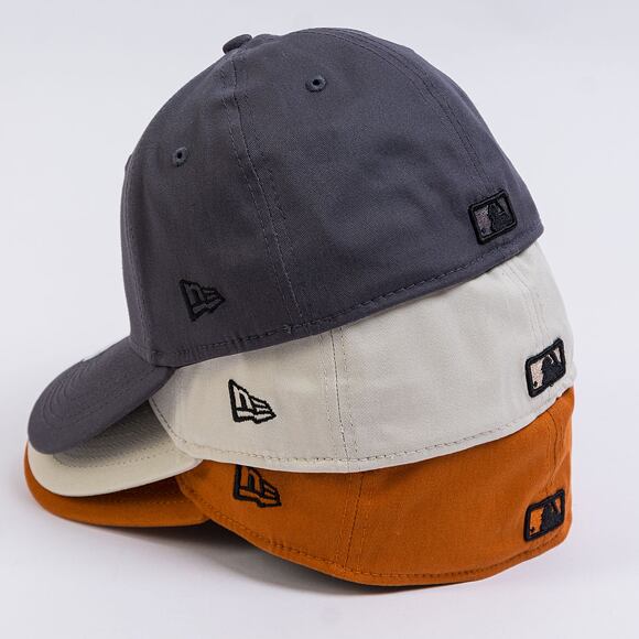Kšiltovka New Era 39THIRTY MLB League Essential New York Yankees Tech Blue / Black
