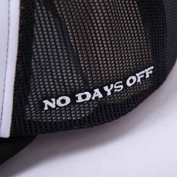 Kšiltovka RIP N DIP Ripped N Dipped Trucker Hat (Black) RND10129