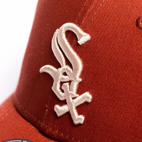 Kšiltovka New Era 9FORTY MLB League Essential Chicago White Sox Brown / Stone