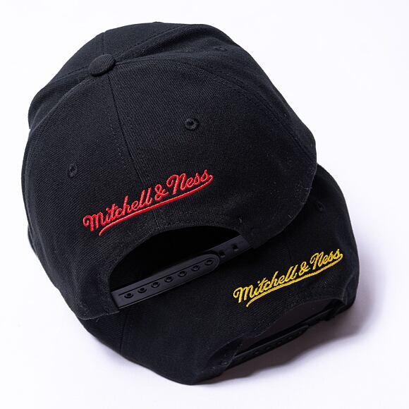 Kšiltovka Mitchell & Ness Nhl Against The Best Pro Snapback Vntg Pittsburgh Penguins Black